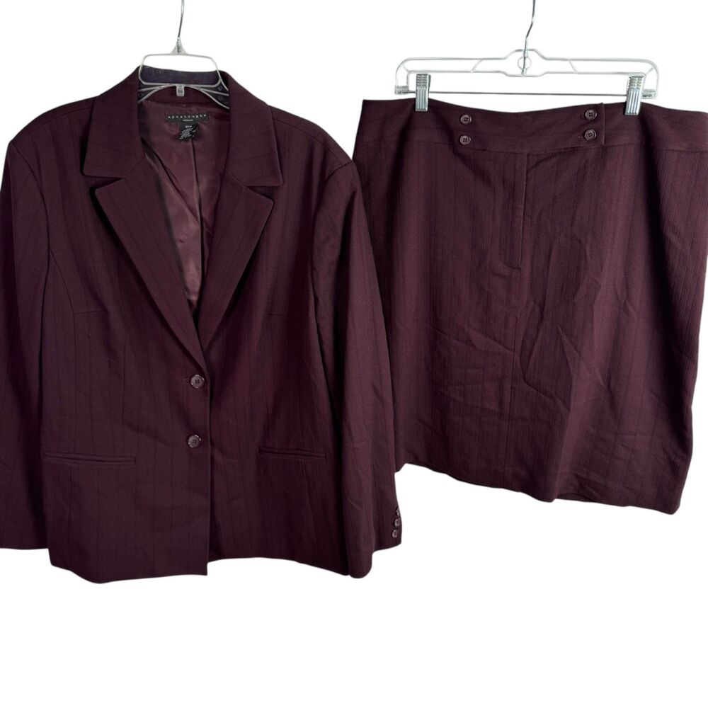 Apostrophe Women's 2 Piece Skirt Suit Size 22W Burgundy Blazer/Jacket & Skirt